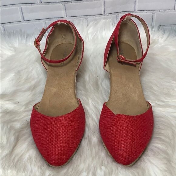 Nine West Red ChickFlick Fabric Espadrille… - Picture 2 of 6